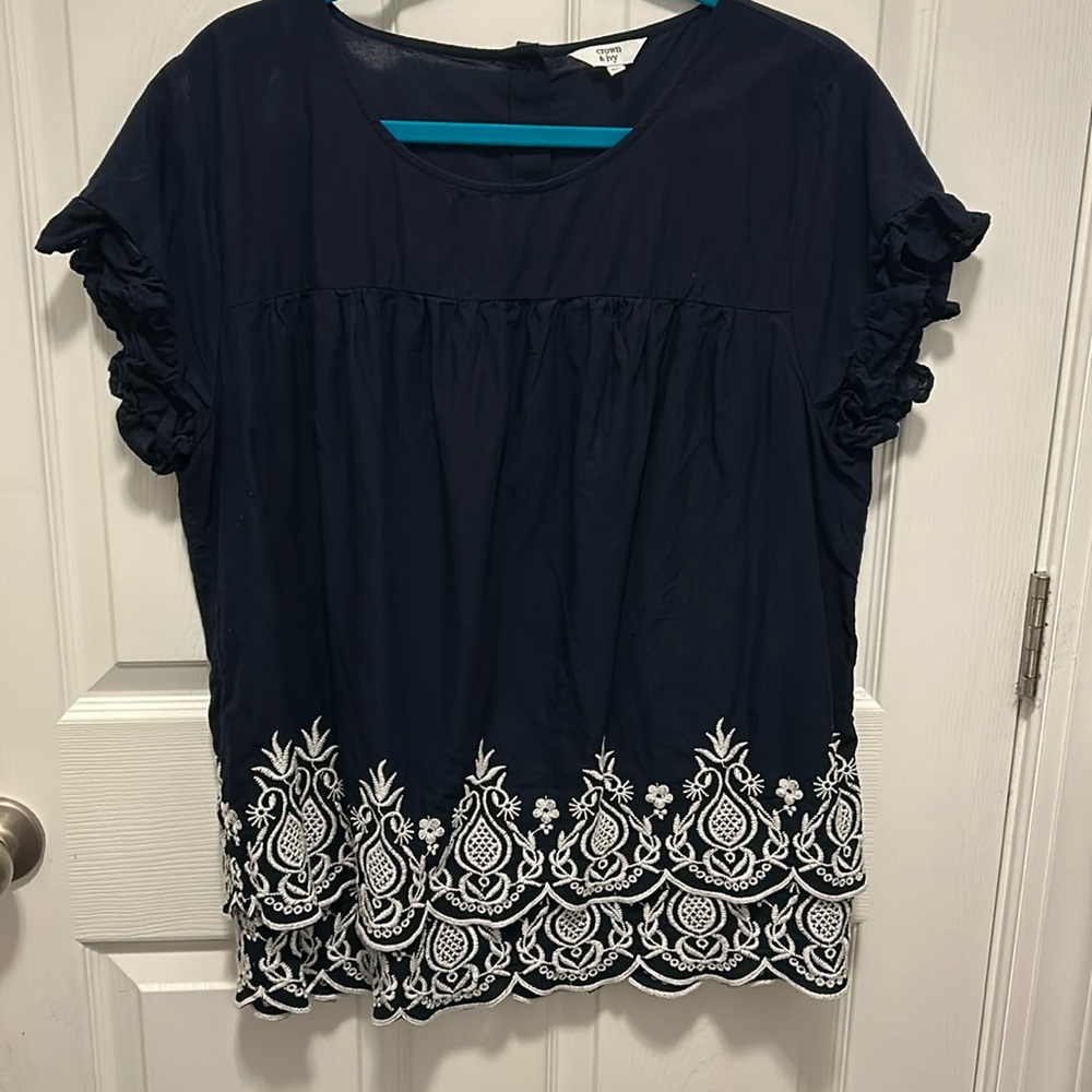 Crown And Ivy navy blue blouse with white embroidery